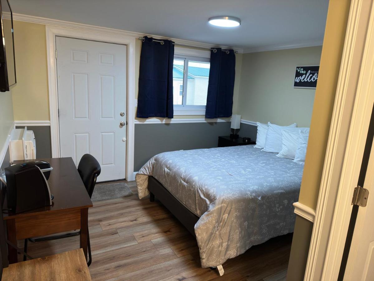 Queen Room,1338442946:JPEG